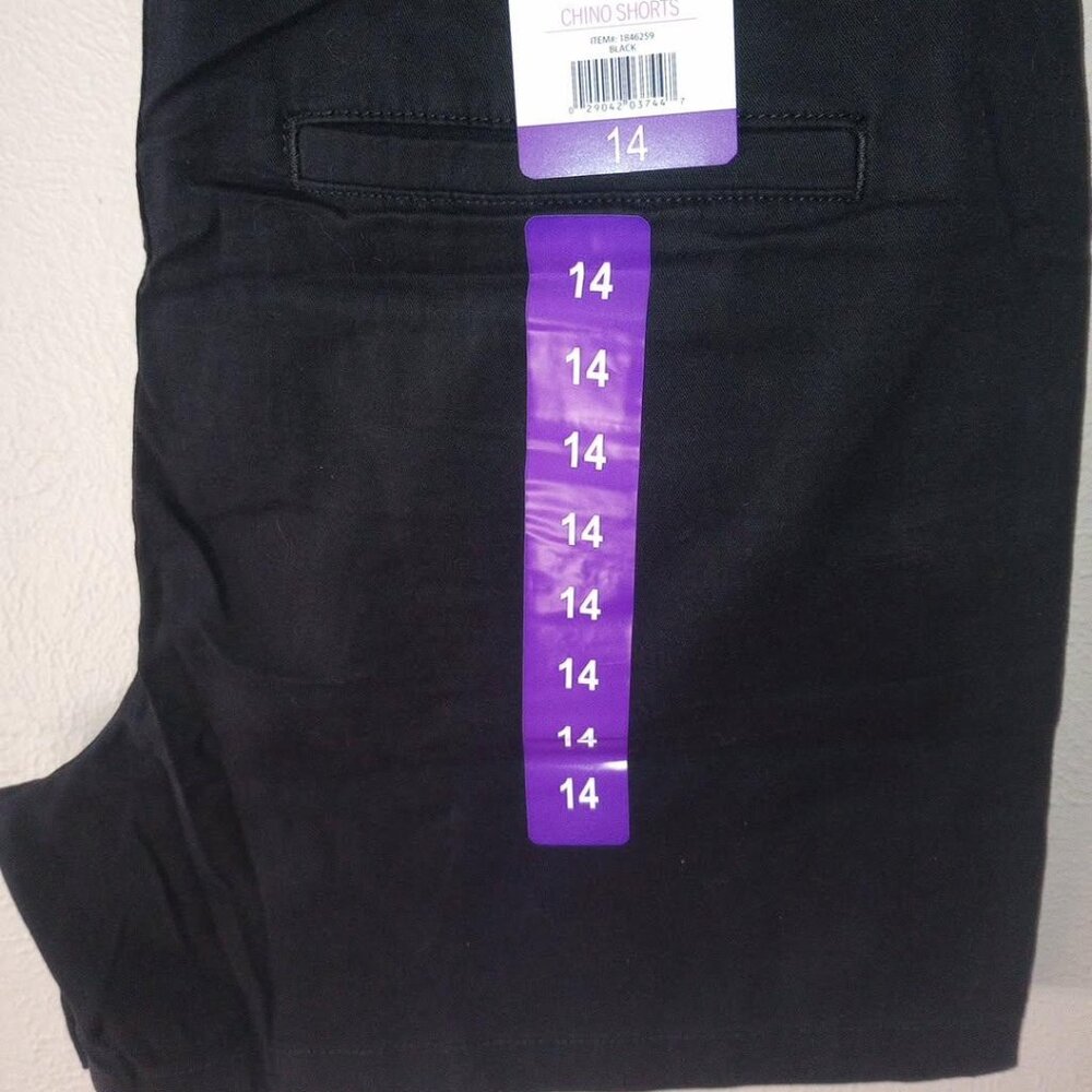 Gloria Vanderbilt Women's Size 14 Black Chino Shorts NWT - Picture 4 of 4